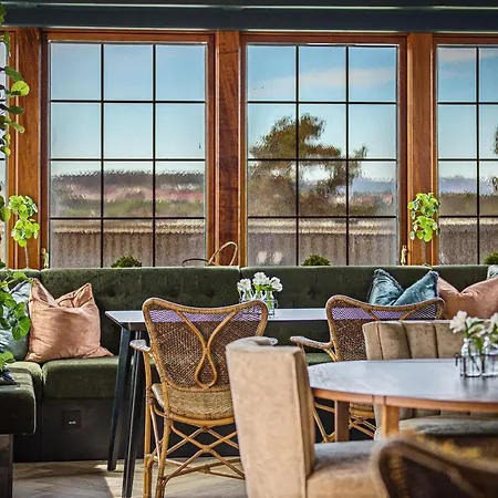 Vertshuset Konow Отель *